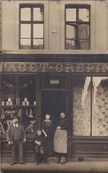 Devanture à Localiser :FAGET Ciurs Et Crépins - Superbe Carte Photo. - Très Rare - Commerce - A Identifier