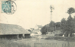 BERNIERES - Le Lavoir, éolienne. - Châteaux D'eau & éoliennes