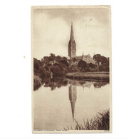 Salisbury Cathedral From River.Expédié à Montmorency (France) - Salisbury