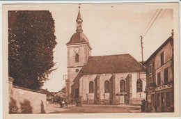 Doulaincourt (52 - Haute Marne) Eglise Et Place - Doulaincourt