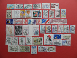 FRANCE OBLITERES : ANNEE COMPLETE 1983 SOIT 47 TIMBRES POSTE DIFFERENTS QUALITE LUXE - 1980-1989