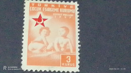 TÜRKEY--YARDIM PULLARI- 1950-60   ÇOCUK ESİRGEME 3K  DAMGASIZ - Charity Stamps