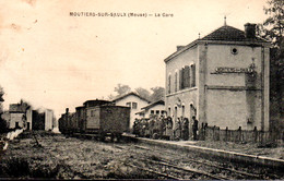 MONTIERS SUR SAULX  -  La Gare Avec Train  -  Belle Animation - Montiers Sur Saulx