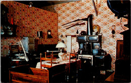 Nebraska Minden Harold Warp's Pioneer Village The Kitchen Of 1910 - Autres & Non Classés