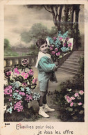 Fantaisie - Enfants -garçon Porte Un Bouquet De Fleurs - Short Et Chemise à Rayures  - Carte Postale Ancienne - Ritratti