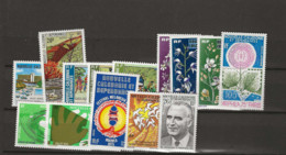 1975 MNH Nouvelle Caledonie Year Collection Complete According To Michel. Postfris** - Années Complètes