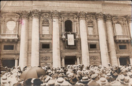 ! Echtfoto, Photo, Ereignis Ansichtskarte 1914 Vatikan, Vatican, Rom Bekanntgabe Der Wahl Des Neuen Papstes Benedikt XV. - Vaticano