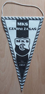MKS Czarni Żagań 1957 Poland Football Soccer Club Fussball Calcio Futbol Futebol PENNANT, SPORTS FLAG  SZ74/71 - Habillement, Souvenirs & Autres