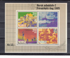 NORVEGE   Timbres  Neufs **   De 1985 ( Ref 7347 )  Industrie Pétrolière - Blocchi & Foglietti