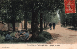 Cormeilles-en-Parisis (95, Seine Et Oise) La Route Du Fort - Edition J. Merlin - Carte Animée Et Colorisée De 1907 - Cormeilles En Parisis