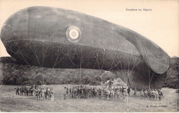 TRANSPORT - AVION - Le Ballon Dirigeable - Saucisse Au Départ - Carte Postale Ancienne - Dirigeables