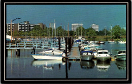 Connecticut Stamford Boating Area Off Cummings Park - Stamford