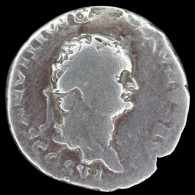 LaZooRo: Roman Empire - AR Denarius Of Domitian As Caesar (81-96 AD), PRINCEPS IVVENTVTIS, Legionary Eagle - La Dinastia Flavia (69 / 96)
