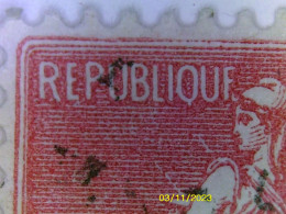 VARIETES FRANCE 1924 N° 201  SEMEUSE LIGNEE OBLITEREE CADRE BRISEE 18 . 9 .26 DOS CHARNIERE - Usados