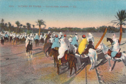 ALGERIE - SCENES ET TYPES - Cavaliers Arabes - Carte Postale Ancienne - Scènes & Types