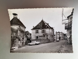 Courson Les Carrières La Grande Rue Yonne Ford Taunus (?) Et Simca (?) - Courson-les-Carrières