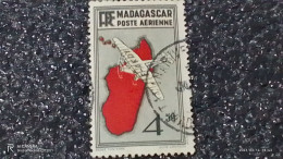 MADAGASKAR---  -1940-50-     4.50FR   USED- - Used Stamps