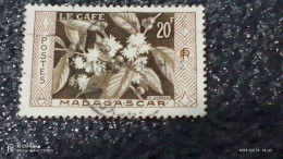 MADAGASKAR---  -1956-     20FR   USED- - Gebruikt