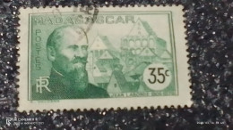 MADAGASKAR---  -1930-40-     35C.   USED- - Used Stamps