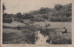 QUESTEMBERT Dans La Rivière Saint Eloi Au Pont Neuf On Pêche La Trite En Abondance - Questembert