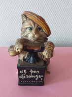 Statuette Chat NIGRI, (ITALIE) "ne Pas Déranger"  Peinture Au Pinceau - Cats