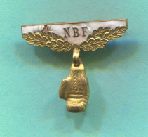 Boxing Box Boxe Pugilato - Norway Federation Association, Enamel  Vintage Pin  Badge  Abzeichen - Boxen