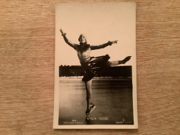 CPA Patinage Sur Glace Sonja Henie Artiste Cinéma - Eiskunstlauf