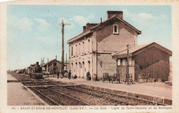 St étienne De Montluc * La Gare * Ligne De Chemin De Fer St St Nazaire Et De Bretagne - Saint Etienne De Montluc