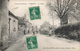 Damigny * La Vallée * Rue Village Villageois - Damigny