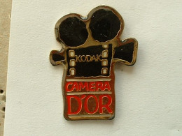 Pin's KODAK - CAMERA D 'OR - Fotografie