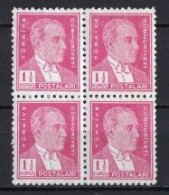 1941 TURKEY 1 1/2 K. ATATURK POSTAGE STAMP BLOCK OF 4 MNH ** - Neufs