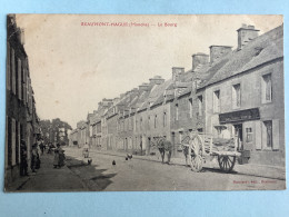 50- BEAUMONT HAGUE - LE BOURG -  ATTELAGE CHEVAL - Beaumont