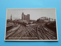 Railway Crossing Newcastle-on-Tyne ( Edit.: 210368 / Valentine ) Anno 19?? ( See / Voir Scans ) ! - Newcastle-upon-Tyne