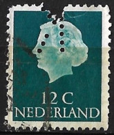 Perfin K  (Amst. Kiosk Onderneming Te Amsterdam) In 1967 Koningin Juliana 12 Cent Groen NVPH 618 - Gezähnt (perforiert)