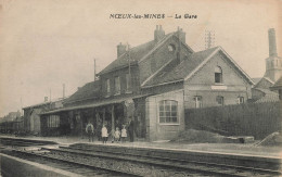 Noeux Les Mines * La Gare * Ligne Chemin De Fer Pas De Calais * Villageois - Noeux Les Mines