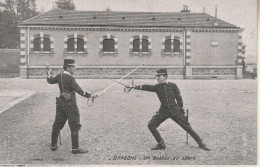 Dragons - Un Assaut Au Sabre - Fencing