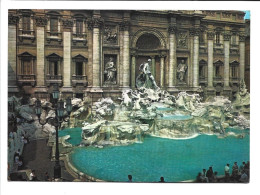 FONTANA DI TREVI / FOUNTAIN OF TREVI.-  ROMA - ( ITALIA ) - Fontana Di Trevi