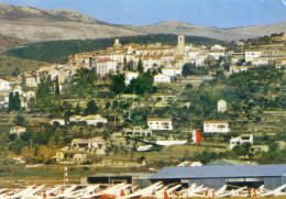 83 - Fayence - Vue Générale - Au Premier Plan Le Centre De Vol à Voile - Fayence