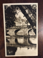 Cpa, 24 BRANTOME Pont Sur La Dronne Le Clocher De L Eglise Abbatiale, éd "Argra", Non écrite DORDOGNE - Brantome