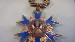 MEDAILLE ORDRE NATIONALE DU MERITE 1963 - Other & Unclassified