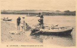 Le Pouldu * Les Pêcheurs De Saumon Sur La Laïta * Pêche Filets Bateau Barque - Le Pouldu