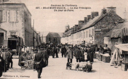 CPA - BEAUMONT-HAGUE - La Rue Principale - Un Jour De Foire - Edition A.B. - Beaumont