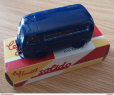 Peugeot D4 A 1964 Solido Hachette 1:43 - Vrachtwagens