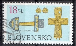 SLOVAKIA 470,used,falc Hinged - Usados