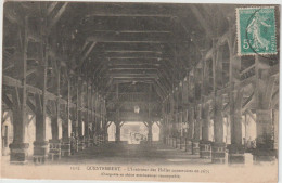 QUESTEMBERT  L INTERIEUR DES HALLES - Questembert