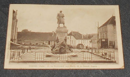 10 - Essoyes - ( Aube ) - Le Monument Aux Morts De La Grande Guerre ::: 1914 -1918   ----------- Bte1-4 - Essoyes