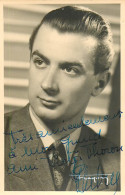 CARTE PHOTO : AUTOGRAPHE DEDICACE DE GILBERT DUBUC BARYTON OPERA BELGIQUE STUDIO FREGOSI OPERETTE CHANTEUR VEDETTE - Opéra