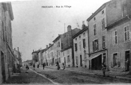 Rue Du Village - Frouard