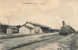 Méréville * La Gare * Arrivée Train Locomotive Machine * Ligne Chemin De Fer Essonne - Mereville