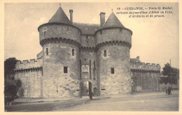 FRANCE - 44 - Guérande - Porte St Michel, Servant Aujourd'hui D'Hôtel De Ville, D'archives De.. - Carte Postale Ancienne - Guérande